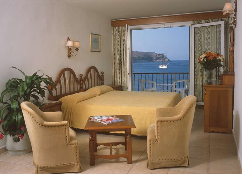 Mar Azul Pur Estil Hotel & Spa (Adults Only) كالا راتخاذا المظهر الخارجي الصورة